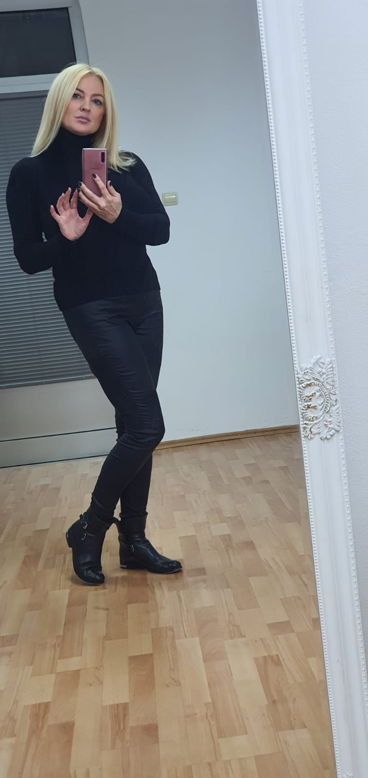 Vesna Pocuca Sana (@vesnapocucasana)